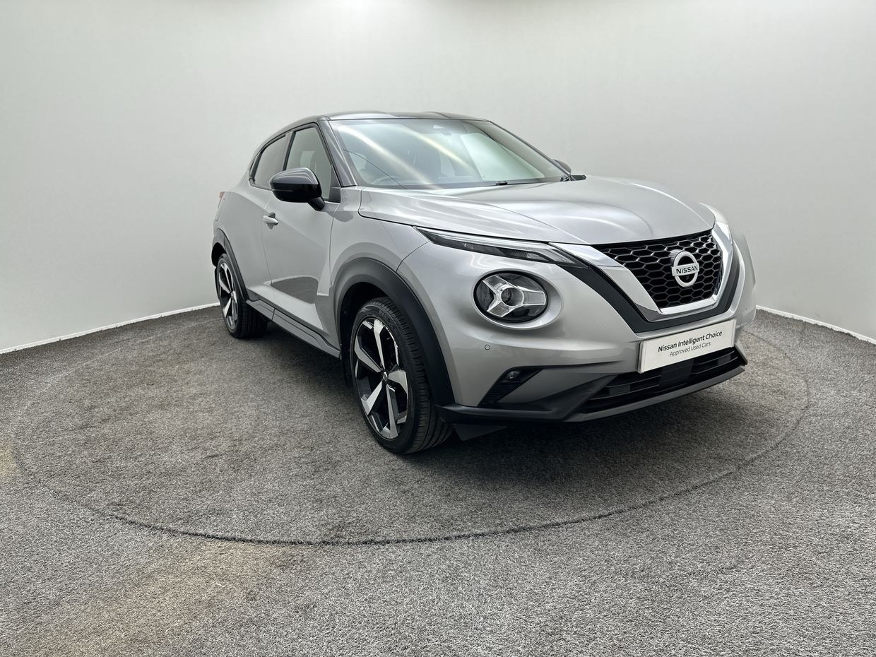 Nissan JUKE Photo 1
