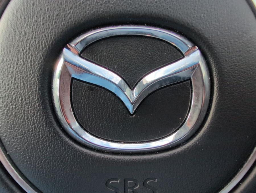 Mazda Mazda3 Photo spincar-5cbbbee0ca31bcf1b00769b980de6dc0e5a9cbad.jpg