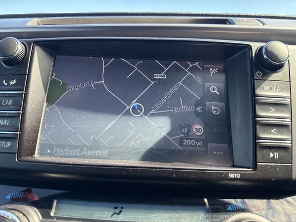 Toyota RAV4 Photo 26