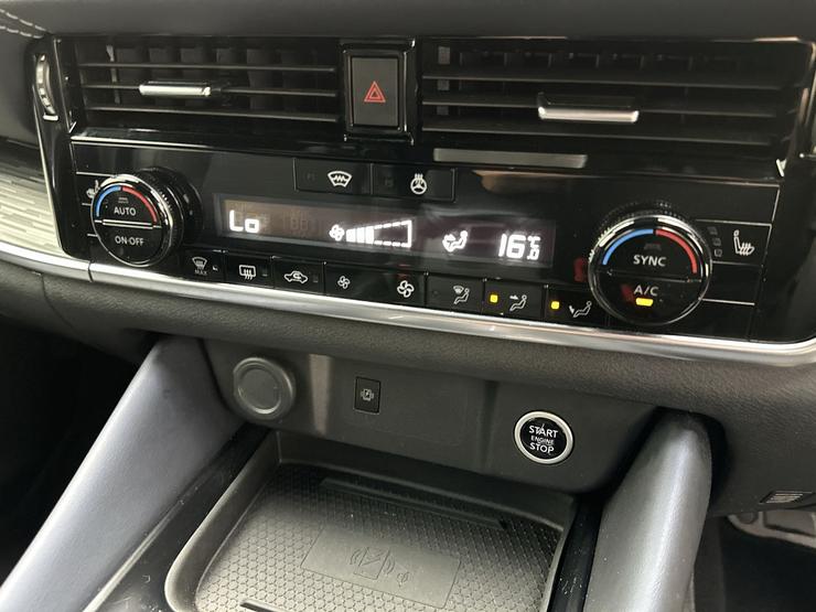 Nissan QASHQAI Photo spincar-5d7c8ed38bbc38008b912ba05289692a21a5a50f.jpg