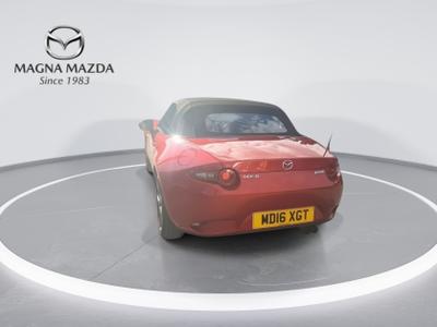 Mazda MX-5 Photo 7