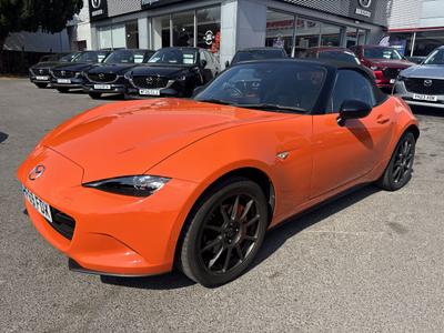 Mazda MX-5 Photo 17