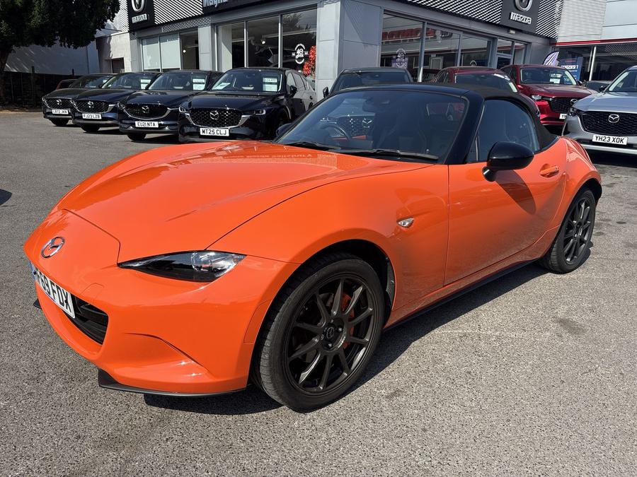 Mazda MX-5 Photo spincar-5e1709453abcbae1ee63f5beb51db81bbb8f1928.jpg