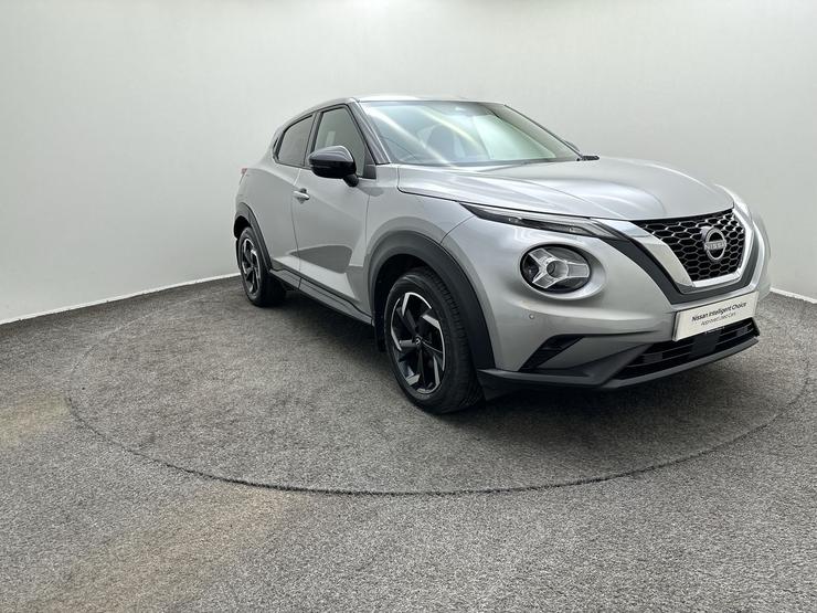 Nissan JUKE Photo spincar-5e25e2267276afd960cd748a5523347e0c87b157.jpg