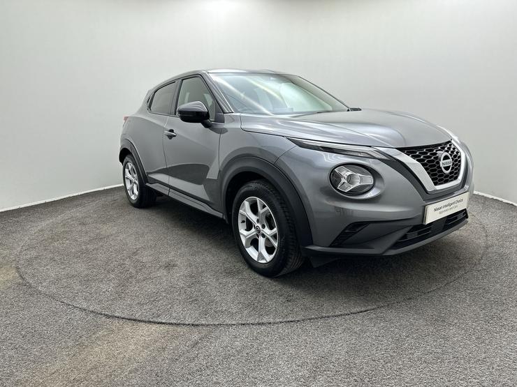 Nissan JUKE Photo spincar-5e3dc00e4548a15796ef95d165964c81622d4dbb.jpg