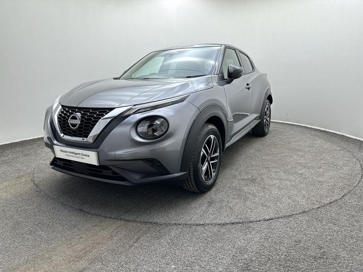 Nissan JUKE Photo spincar-5f37dae0f92e2afaaa7b40ed64cfe0b692371cb8.jpg