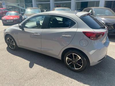 Mazda Mazda2 Photo 16
