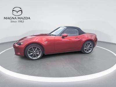 Mazda MX-5 Photo 4