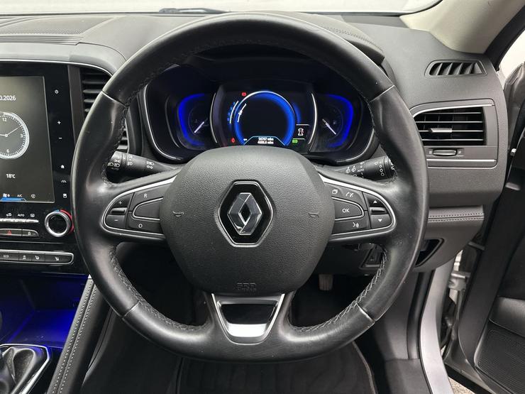 Renault Koleos Photo spincar-5f8f28f02241e77f657b075aad497e52191c9615.jpg