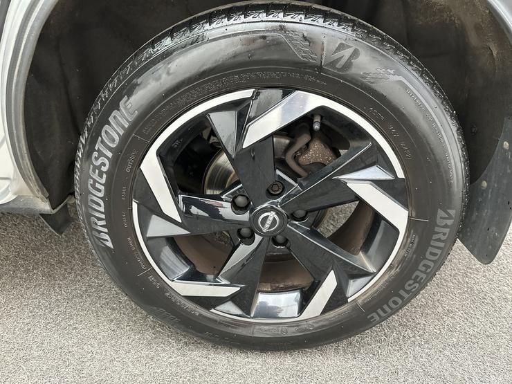 Nissan JUKE Photo spincar-5ff1b7347f1e04d0f542b8d457ca2116c39347bd.jpg