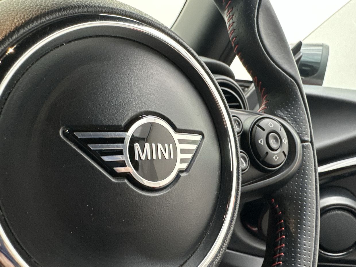MINI Cooper Photo 23