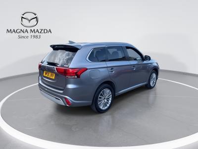 Mitsubishi Outlander Photo 2
