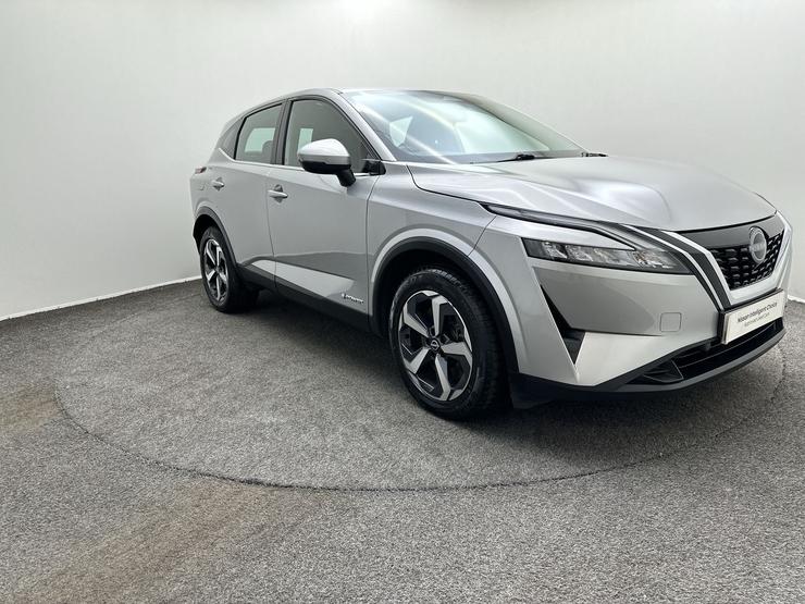 Nissan QASHQAI Photo spincar-60ce712cd0993b70051d0a91241a26278cb5f7c3.jpg