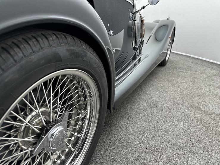 Morgan ROADSTER V6 Photo spincar-61251f24a8646cabc536635d2e2d5280b47cdde5.jpg