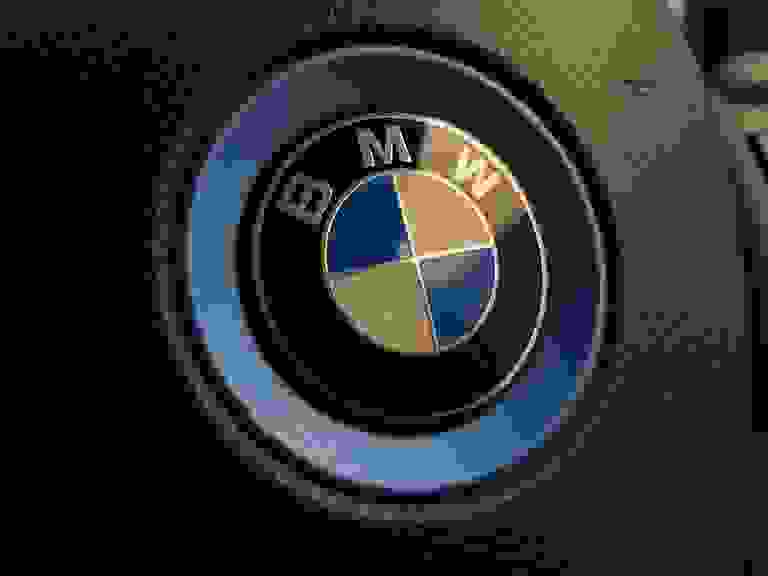 BMW I3 Photo spincar-61442e9015b8d8878cc0acefeced9ee681bf7522.jpg