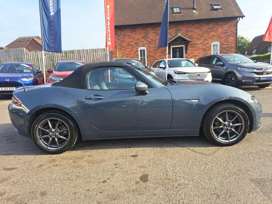 Mazda MX-5 Photo spincar-614e385baf467271ec335789abd33d0a15344c2c.jpg