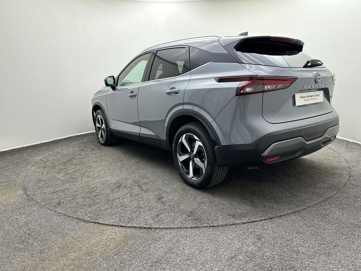 Nissan Qashqai Photo spincar-619703df771a6b98ce03cc5bb5ec4a136a2a326a.jpg