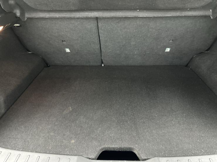 Nissan JUKE Photo spincar-6222c26331b2fdfa0950f40fe8ff35ca1c0d8300.jpg
