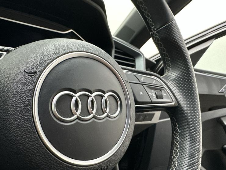 Audi A1 Photo spincar-623c75333bbf045614d473a8645f3d843695eba4.jpg