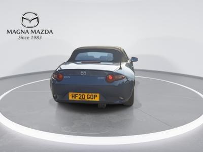 Mazda MX-5 Photo 8