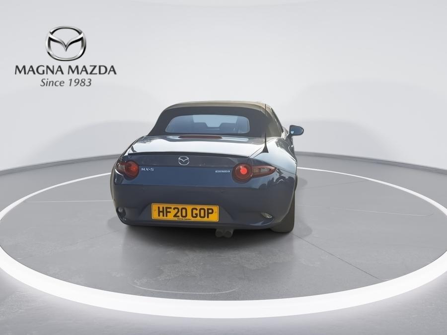 Mazda MX-5 Photo spincar-62b495fea5325e6913bb5eb6db40d4be411addb3.jpg