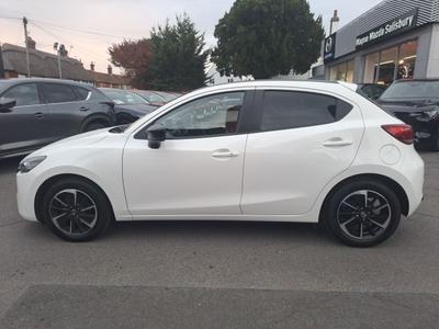 Mazda Mazda2 Photo 16