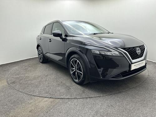 Used 2022 Nissan QASHQAI 1.3 DiG-T MH Tekna 5dr Pearl Black at Aylesbury Motor Group