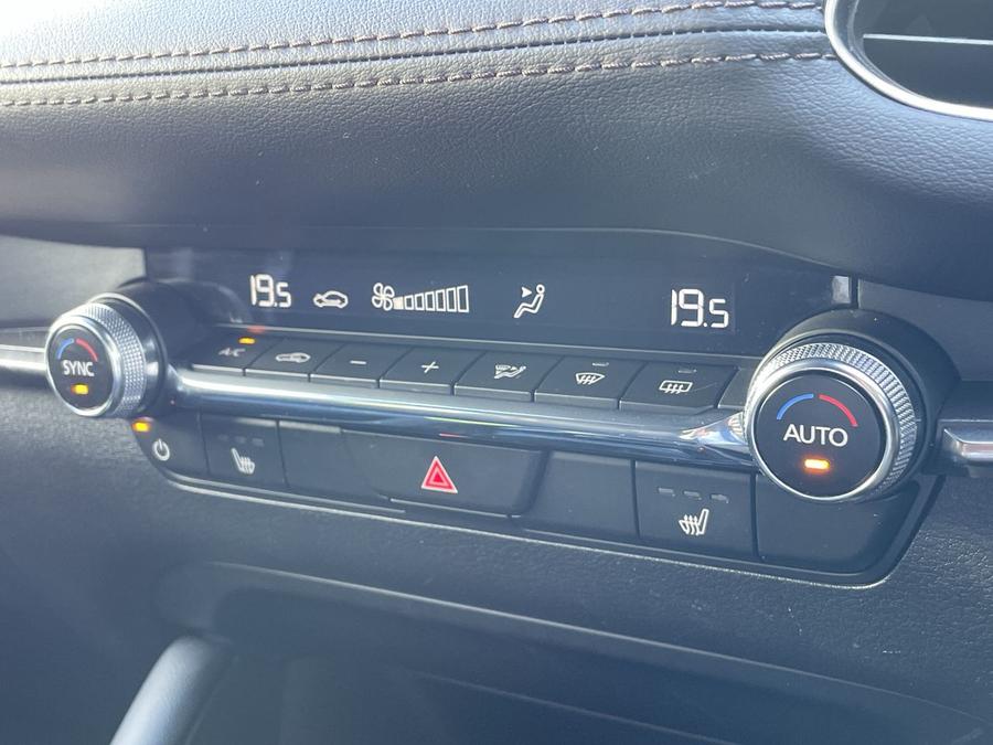 Mazda Mazda3 Photo spincar-64bf0282d8d7ccd16497141c677032e2c826d70b.jpg