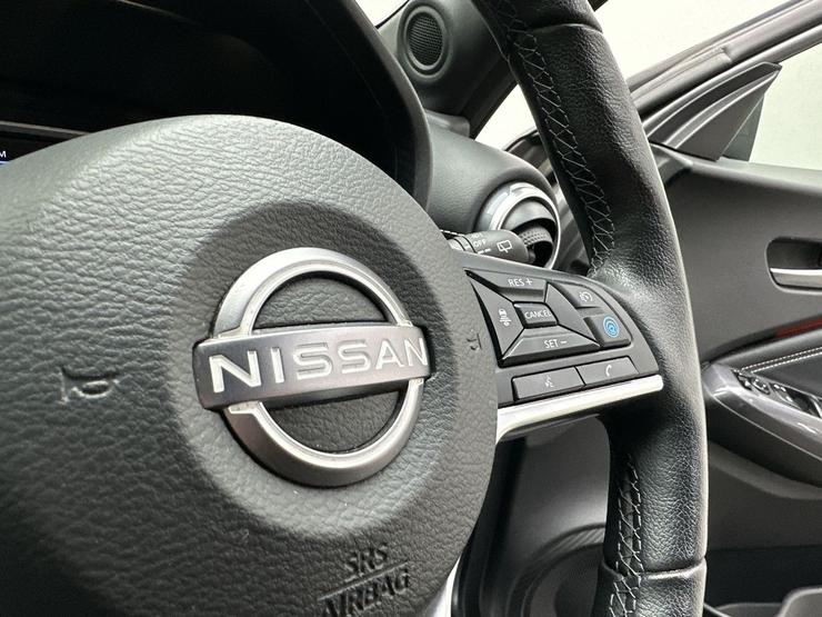 Nissan JUKE Photo spincar-6519687b6abb19ad8d5cb08b0039d67354bb0e27.jpg