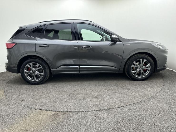 Ford Kuga Photo spincar-6549a6c222de81315c1d8aa259e4843800fb0693.jpg
