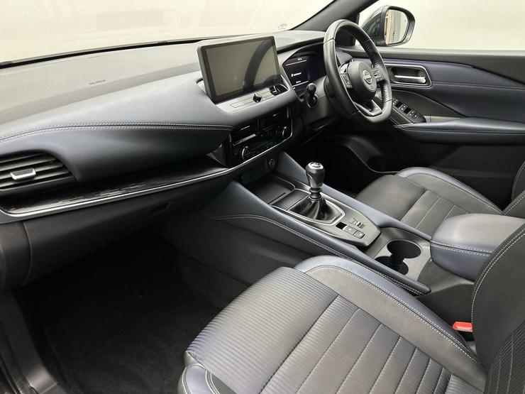 Nissan QASHQAI Photo spincar-65d20c9582e427090ae7a07d80874792b4006b7b.jpg