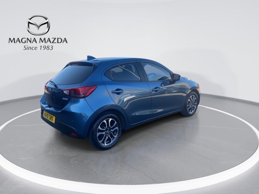 Mazda Mazda2 Photo spincar-65d2409a08fe2564eb8acbf0eb24ad6fcc0f0895.jpg