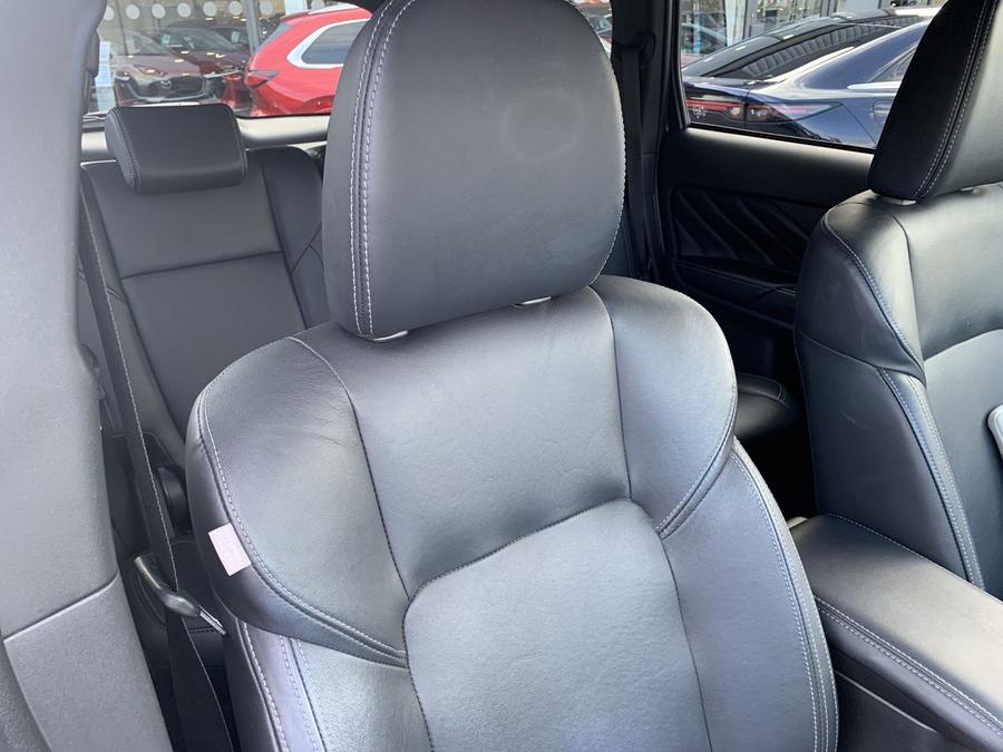 Mitsubishi Outlander Photo spincar-669b54c84ee8d3044f427d7172db73a89174b2f9.jpg