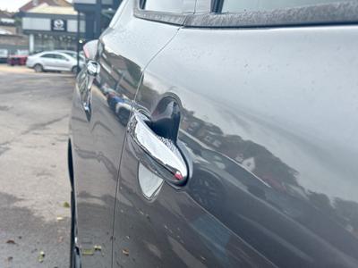 Nissan Leaf Photo 19