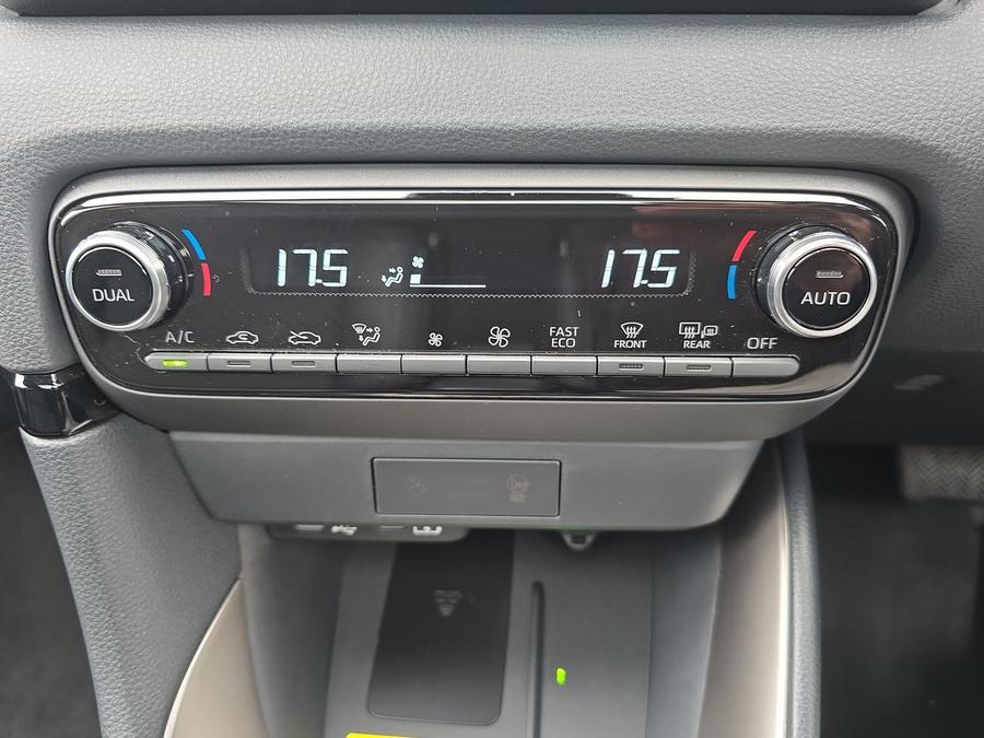 Mazda Mazda2 HYBRID Photo spincar-66e520cb48e04c96a0aa4b59894918927cc36cff.jpg