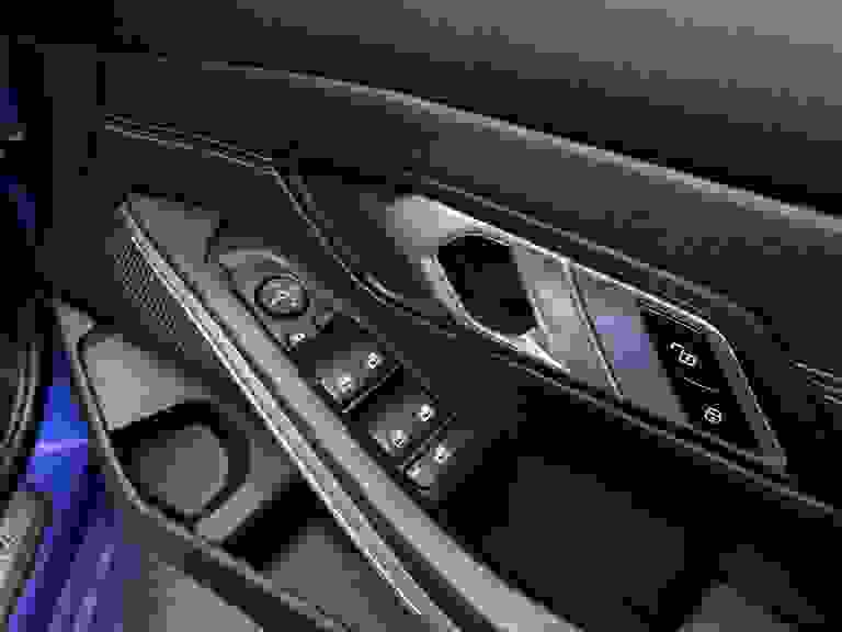BMW 3 SERIES Photo spincar-67a93927f759c75ece598b5d6ebe423405a768d0.jpg