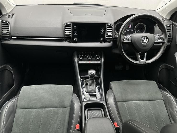 Skoda KAROQ Photo spincar-67b9582990a82e7b91f0803237188a25d6fd3eeb.jpg