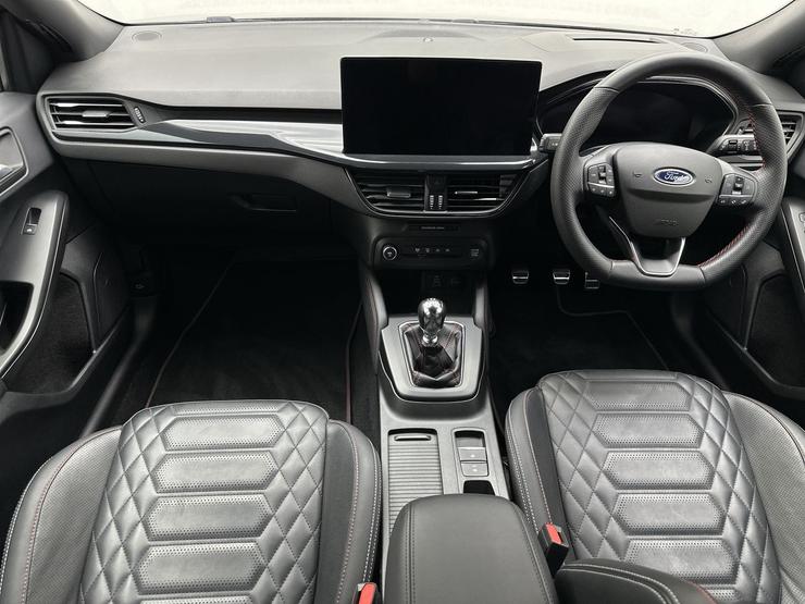 Ford Focus Photo spincar-6886a2764679a45cacec8bf39736fd6967c803c2.jpg