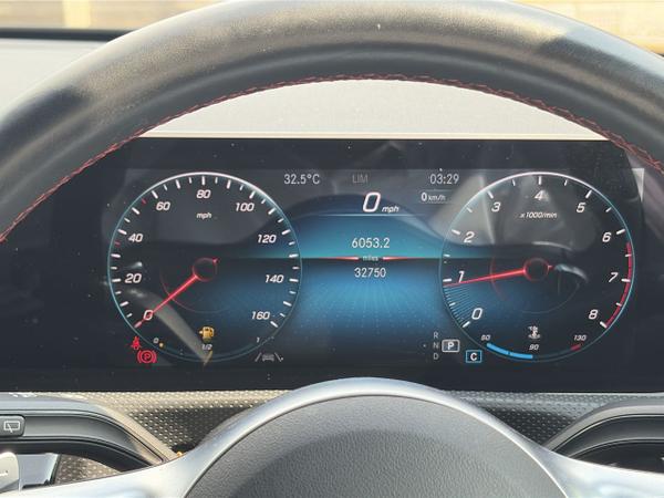 Mercedes-Benz A Class Photo 23
