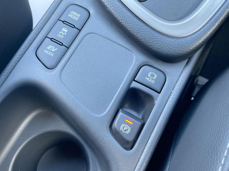 Mazda Mazda2 HYBRID Photo spincar-692f6049704bb7dc55b000680b6b482e04bdcbc6.jpg