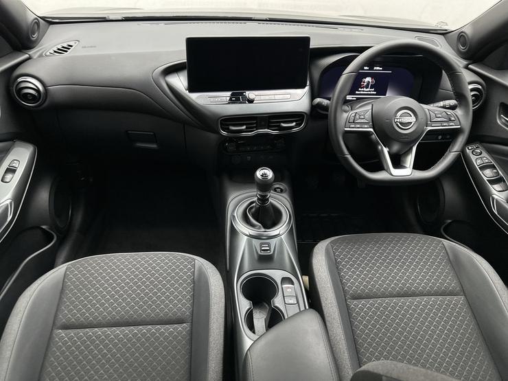 Nissan JUKE Photo spincar-6996cf9b8939f5d5dd296ea5a1905af1182c0f80.jpg