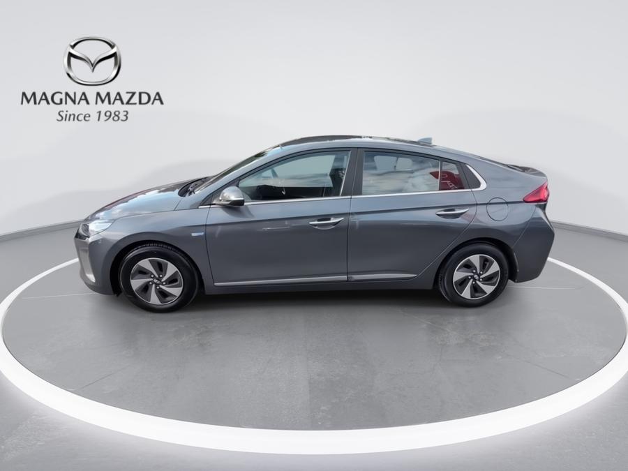 Hyundai IONIQ Photo spincar-6a17af52c02a90abbe4e0238a3d06a629d1366e9.jpg