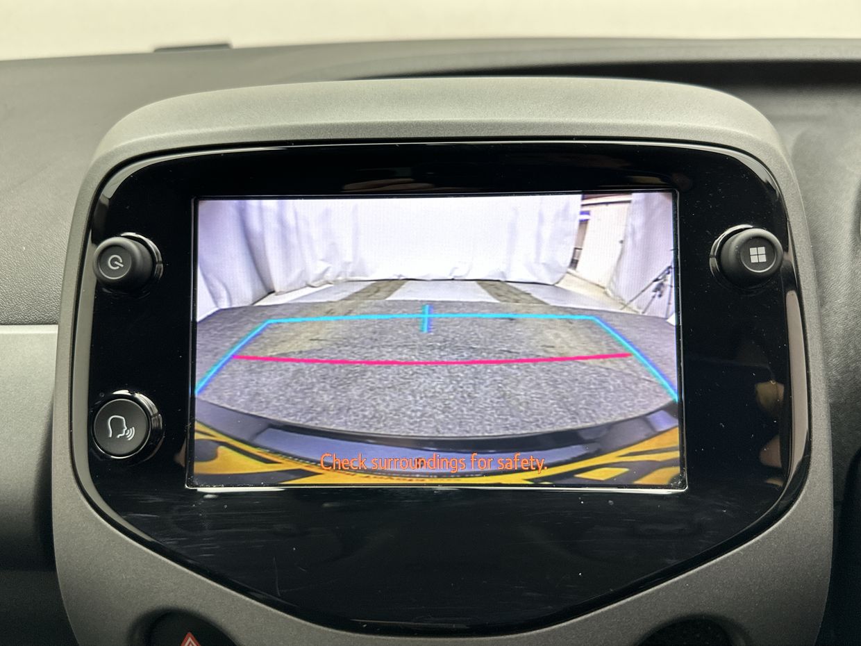 Toyota AYGO Photo 23
