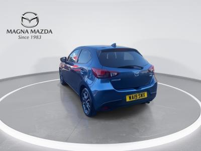 Mazda Mazda2 Photo 9