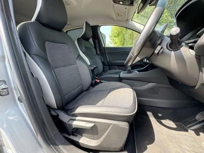 Renault Captur Photo 23