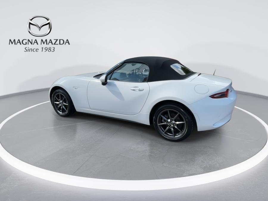 Mazda MX-5 Photo spincar-6cfb85339a86e10b4241e5172234dd03a760042e.jpg