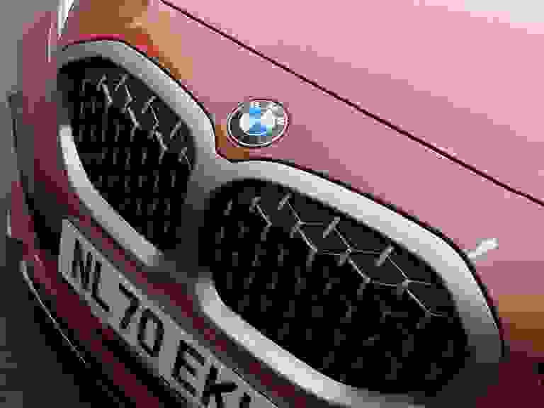 BMW 1 SERIES Photo spincar-6d167685748a77f6e1cea8fc21d09b7ad65a90f1.jpg