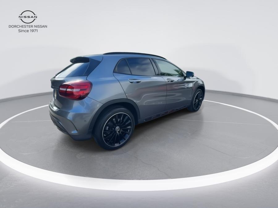 Mercedes-Benz GLA Photo spincar-6d9746d777b98ebb150f50be244354b5e5eada49.jpg