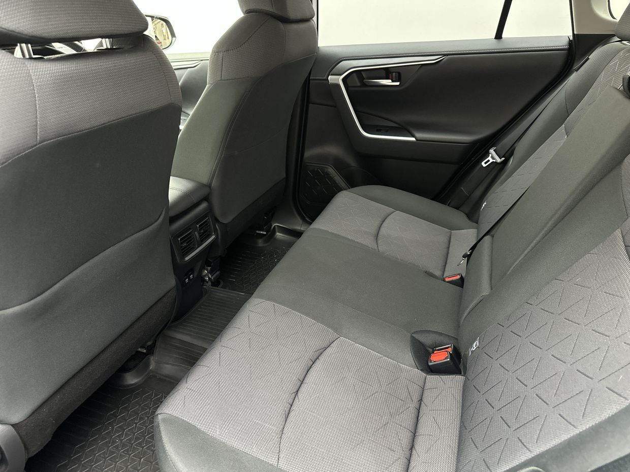 Toyota RAV4 Photo 18
