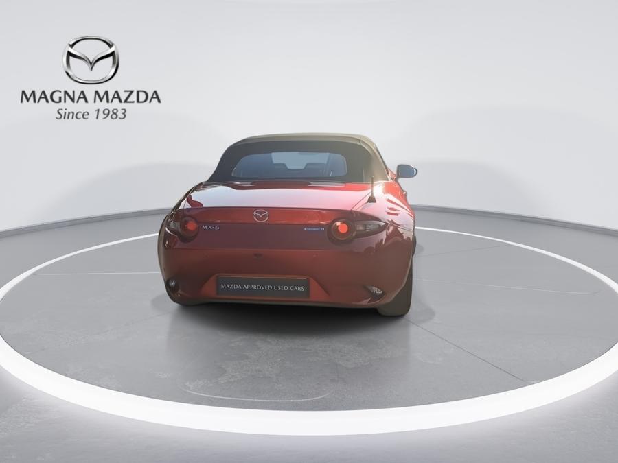 Mazda MX-5 Photo spincar-6e8212467fad02b2cab4c56dd4a9c7a579a91fdf.jpg